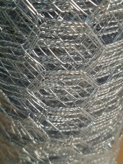 Malla Soldada Hexagonal  1mt largo 25mt
